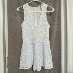 Kimchi Blue White Lace Romper - Urban Outfitters, Size XS